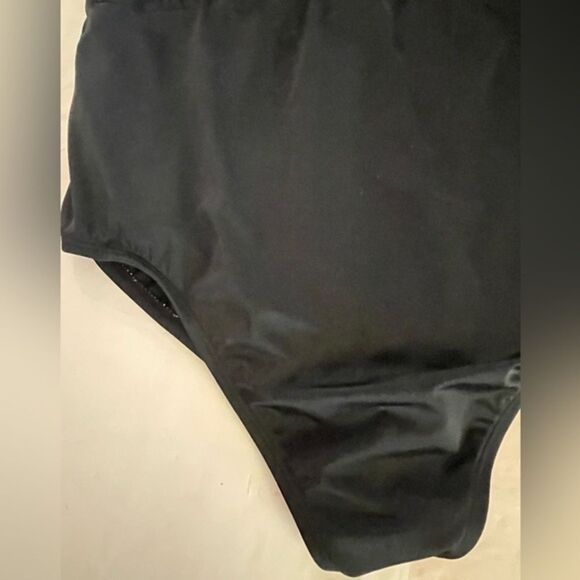 2XL Time and Tru rich black with sheer one piece v neck swim suit - Picture 9 of 14